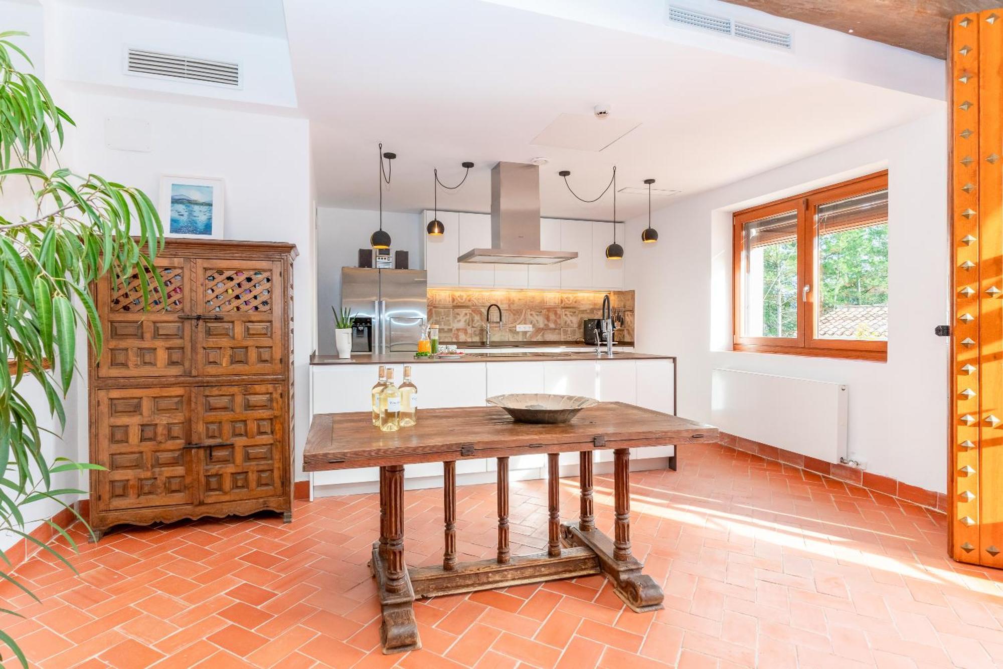 La Terraza - Grosszuegiges Appartment In Katalanischer Masia Sant Iscle De Vallalta ภายนอก รูปภาพ