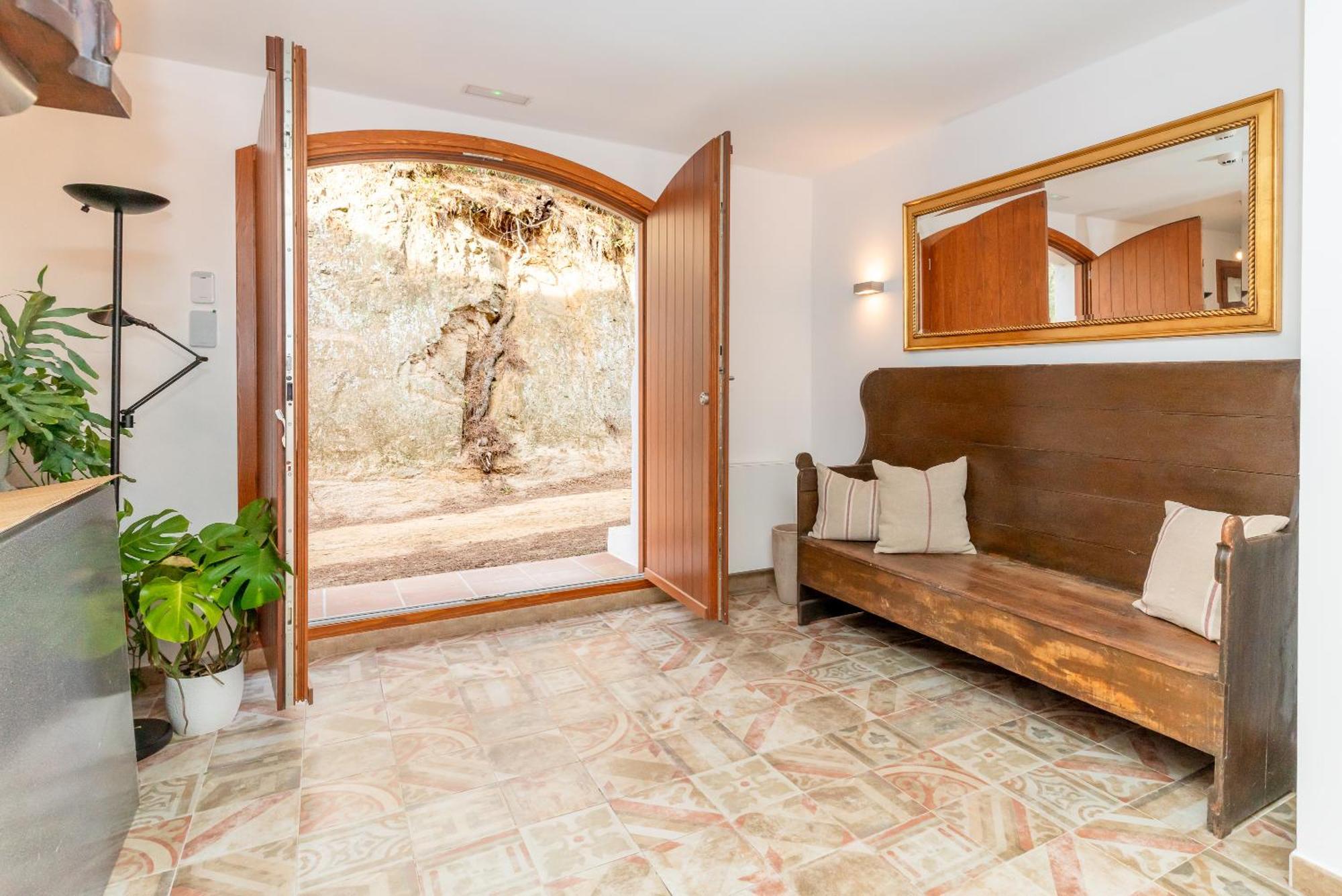 La Terraza - Grosszuegiges Appartment In Katalanischer Masia Sant Iscle De Vallalta ภายนอก รูปภาพ