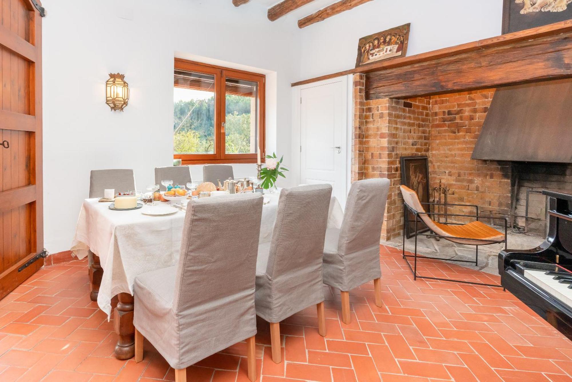 La Terraza - Grosszuegiges Appartment In Katalanischer Masia Sant Iscle De Vallalta ภายนอก รูปภาพ
